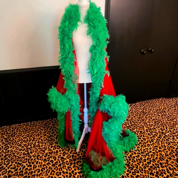 ❤💚Glamorous Tulle Robe💚❤️ - Picture 2 of 8